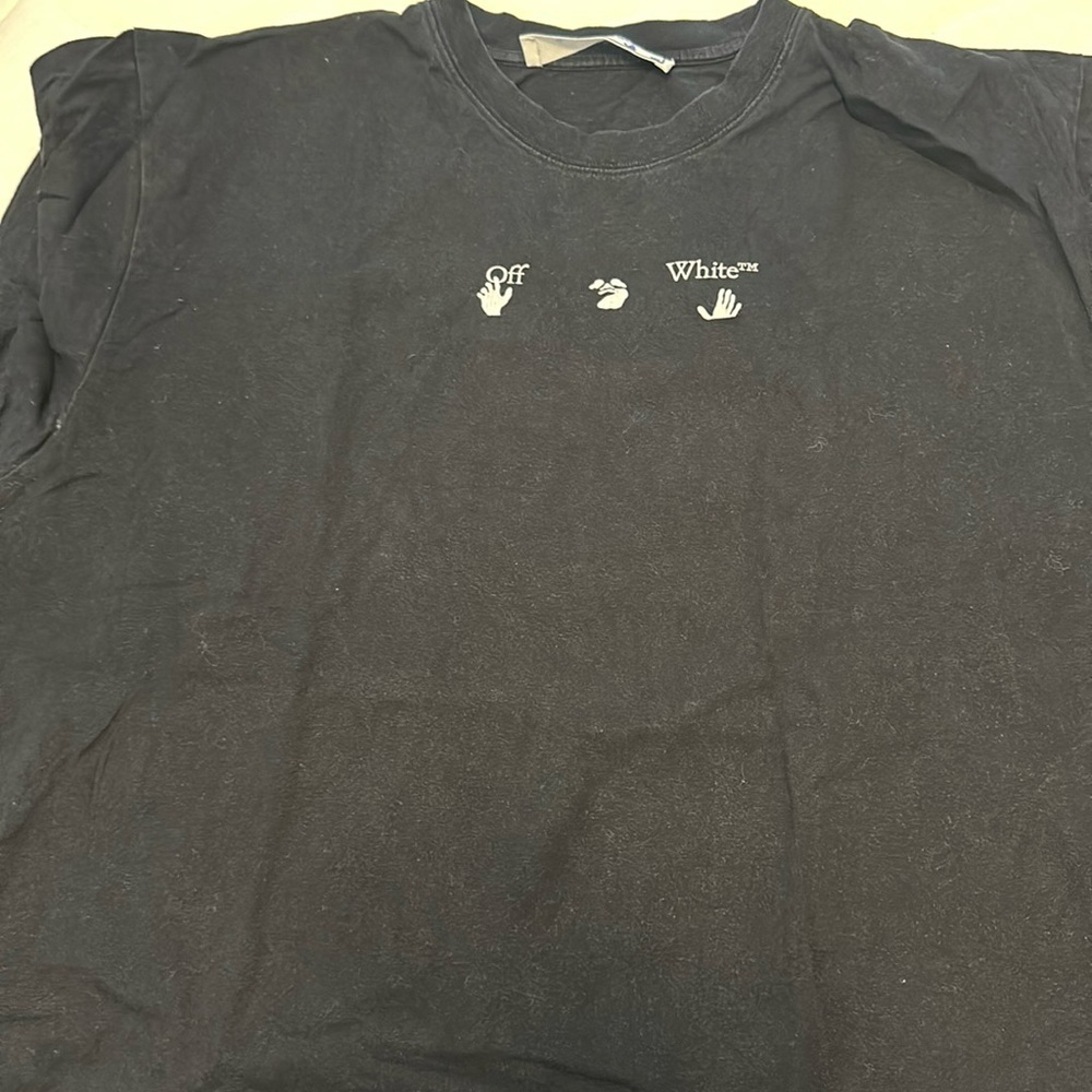 Off white t shirt